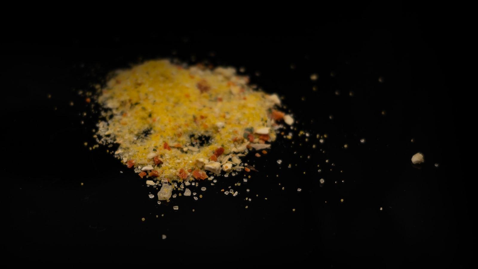 Verfeinern mit ‌Kräutern und Gewürzen